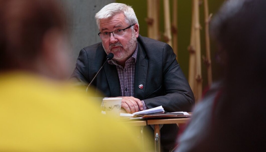 – Når man er i streik er det vanlig forståelse at andre ikke skal gå inn og gjøre jobben, sier NTL-leder Sturla Søpstad. – Når man er i streik er det vanlig forståelse at andre ikke skal gå inn og gjøre jobben, sier NTL-leder Sturla Søpstad.