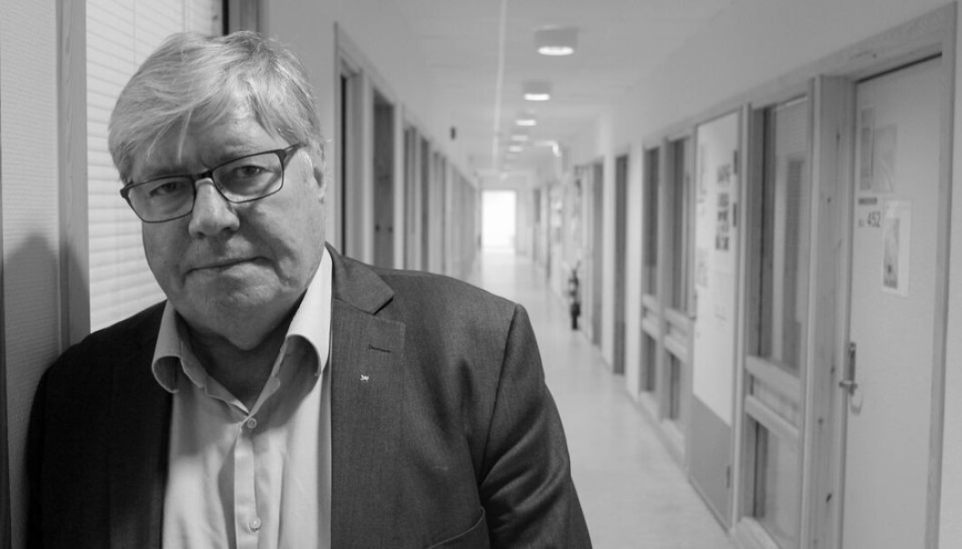 Professor emeritus Willy Tore Mørch har jobbet som psykolog i mange år. – Vi er ikke skapt for å være alene, sier Mørch i denne ytringen. Professor emeritus Willy Tore Mørch har jobbet som psykolog i mange år. – Vi er ikke skapt for å være alene, sier Mørch i denne ytringen.