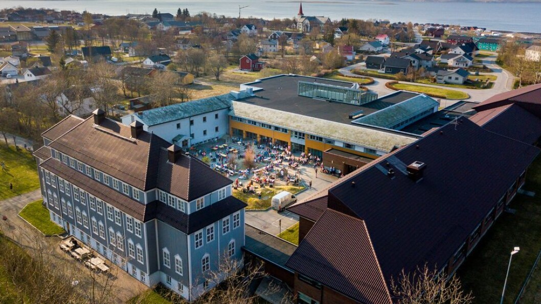 «Så autonomi betyr at man som universitet kan få bevilgning av staten uten å levere det som samfunnet der universitetet er trenger?» spør den tidligere Nesna-ansatte. «Så autonomi betyr at man som universitet kan få bevilgning av staten uten å levere det som samfunnet der universitetet er trenger?» spør den tidligere Nesna-ansatte.