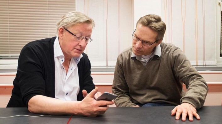Rolf Dyrnes Svendsen t.v. og Jon Atle Gulla forener krefter i Davids kamp mot Goliat. Rolf Dyrnes Svendsen t.v. og Jon Atle Gulla forener krefter i Davids kamp mot Goliat.