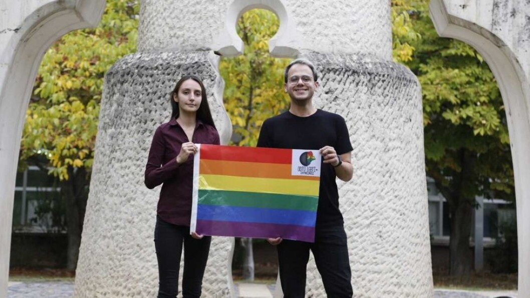 Organisasjonen METU LGBTI+ Solidarity vinner årets Studentenes fredspris. Melike Balkan (t.v.) og Özgür Gür er de lengstsittende nåværende medlemmene i organisasjonen. Organisasjonen METU LGBTI+ Solidarity vinner årets Studentenes fredspris. Melike Balkan (t.v.) og Özgür Gür er de lengstsittende nåværende medlemmene i organisasjonen.