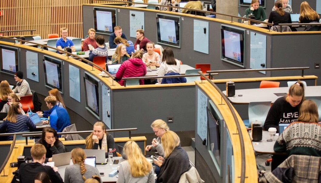 Illustrasjonsfoto: Av de 34 som søkte, nådde 16 opp og ble merittert underviser. Illustrasjonsfoto: Av de 34 som søkte, nådde 16 opp og ble merittert underviser.