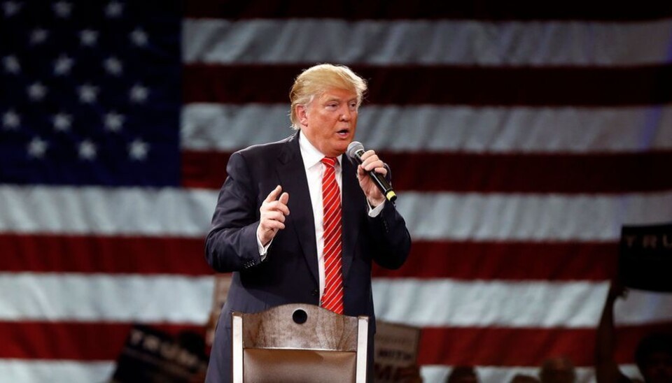 President Donald Trump insisterer på at skoler og universiteter gjenåpner for vanlig klasseroms- og aulaundervisning så raskt som mulig.