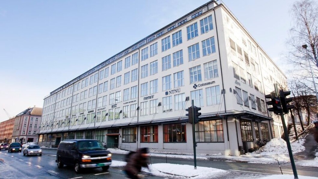 Kunstakademiet i Trondheim er tilknyttet NTNU og tilbyr treårig bachelorutdanning og toårig masterstudium i billedkunst. Kunstakademiet i Trondheim er tilknyttet NTNU og tilbyr treårig bachelorutdanning og toårig masterstudium i billedkunst.
