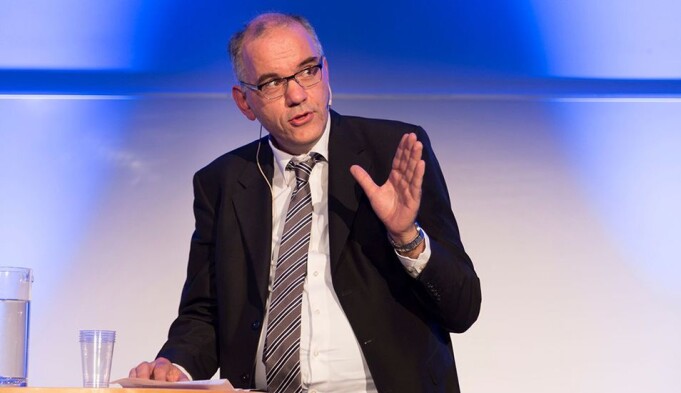 Hans Marius Eikseth er universitetslektor på NTNU Handelshøyskolen. Hans Marius Eikseth er universitetslektor på NTNU Handelshøyskolen.
