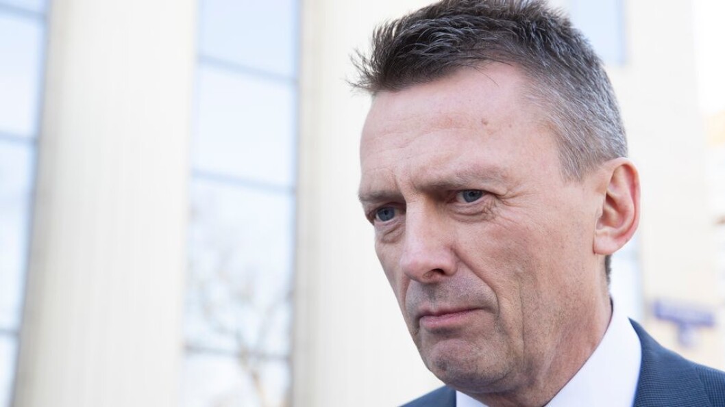 - På et overordnet plan vurderer jeg siktelsen som ikke veldig alvorlig, sier de siktede NTNU-ansattes advokat Brynjulf Risnes. - På et overordnet plan vurderer jeg siktelsen som ikke veldig alvorlig, sier de siktede NTNU-ansattes advokat Brynjulf Risnes.