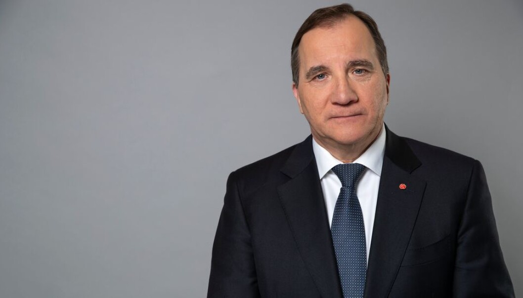 Statsminister Stefan Löfven anbefaler videregående skoler og all høyere utdanning å stenge. Det kan også komme på tale å stenge alle barnehager og barneskoler. Statsminister Stefan Löfven anbefaler videregående skoler og all høyere utdanning å stenge. Det kan også komme på tale å stenge alle barnehager og barneskoler.