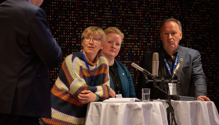 Margrethe Aune (til venstre), er NTNUs lengstsittende instituttleder. Her i debatt under ledersamlingen på Oppdal. Margrethe Aune (til venstre), er NTNUs lengstsittende instituttleder. Her i debatt under ledersamlingen på Oppdal.