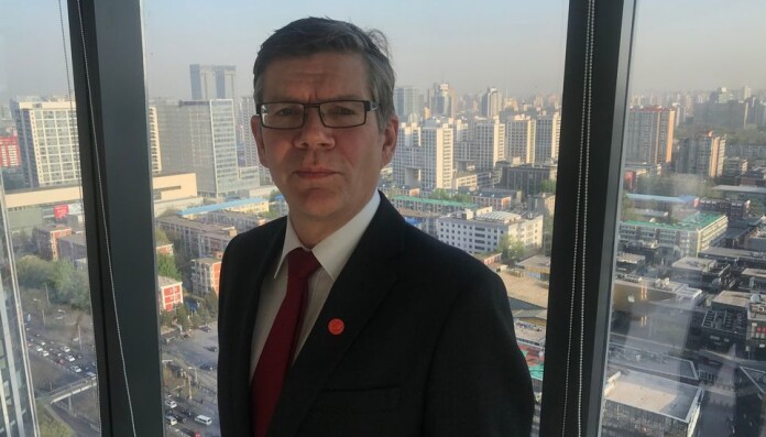 UiO-rektor Svein Stølen i Shanghai i 2018: UiO-rektoren er nøgd med samarbeidet med Fudan-senteret. UiO-rektor Svein Stølen i Shanghai i 2018: UiO-rektoren er nøgd med samarbeidet med Fudan-senteret.