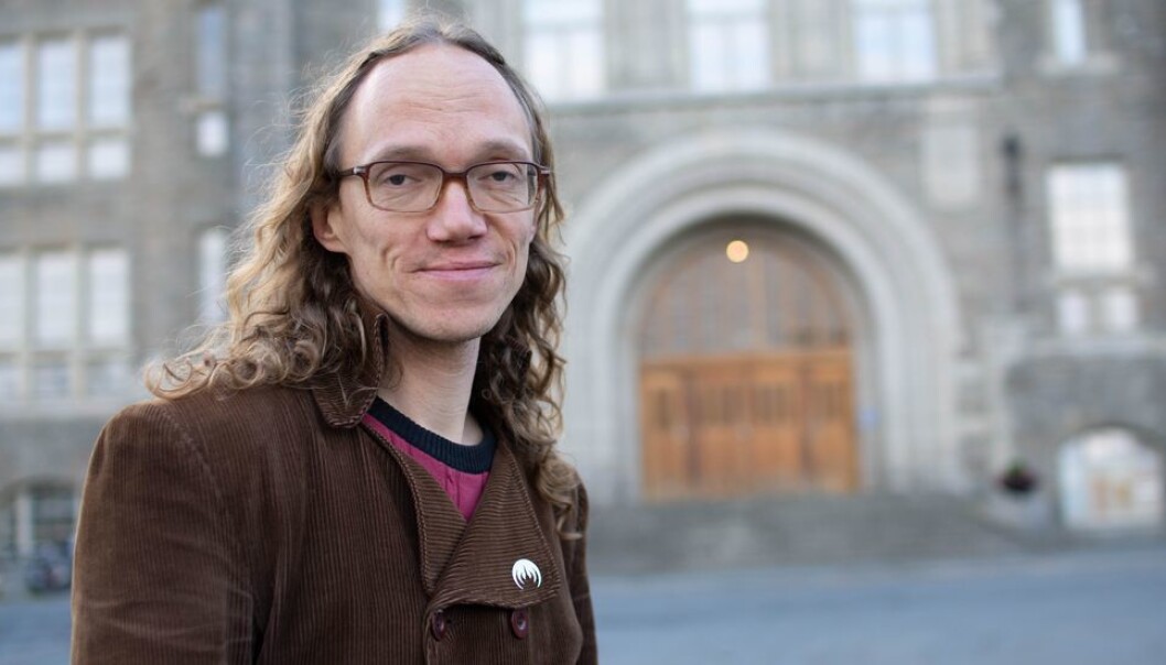 Simen Andreas Ådnøy Ellingsen er førsteamanuensis ved Institutt for energi- og prosessteknikk, NTNU. Simen Andreas Ådnøy Ellingsen er førsteamanuensis ved Institutt for energi- og prosessteknikk, NTNU.