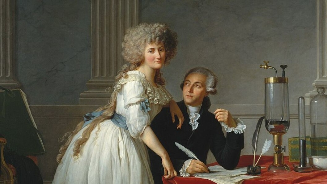 Oksygen: Den franske kjemikeren Antoine Laurent Lavoisier og hans kone Marie-Ann Pierrette Paulze arbeidet sammen for å reformere kjemien på slutten av 1700-tallet. Grunnstoffet oksygen fikk en helt spesiell rolle i fornyelsen av faget og i forståelsen av at luft ikke var ett grunnstoff, men en blanding av flere. Oksygen: Den franske kjemikeren Antoine Laurent Lavoisier og hans kone Marie-Ann Pierrette Paulze arbeidet sammen for å reformere kjemien på slutten av 1700-tallet. Grunnstoffet oksygen fikk en helt spesiell rolle i fornyelsen av faget og i forståelsen av at luft ikke var ett grunnstoff, men en blanding av flere.