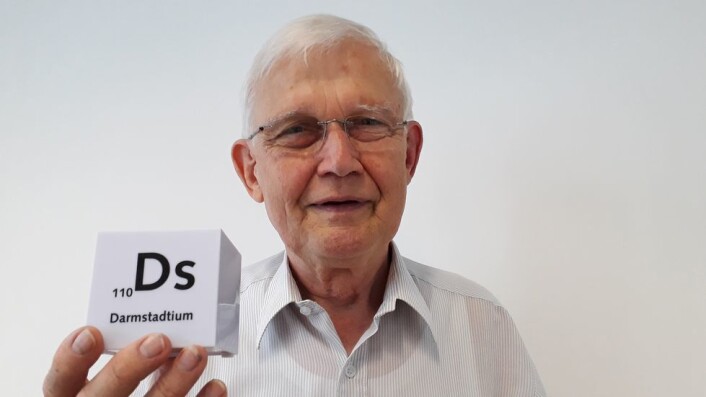 Den tyske forskeren Gottfried Münzenberg har vært med på oppdagelsen av hele 6 supertunge grunnstoffer, fra bohrium (107) til copernicium (112). For ham handler jakten på de supertunge grunnstoffene om å forstå de grunnleggende mekanismene for hvordan naturen er skrudd sammen. Den tyske forskeren Gottfried Münzenberg har vært med på oppdagelsen av hele 6 supertunge grunnstoffer, fra bohrium (107) til copernicium (112). For ham handler jakten på de supertunge grunnstoffene om å forstå de grunnleggende mekanismene for hvordan naturen er skrudd sammen.