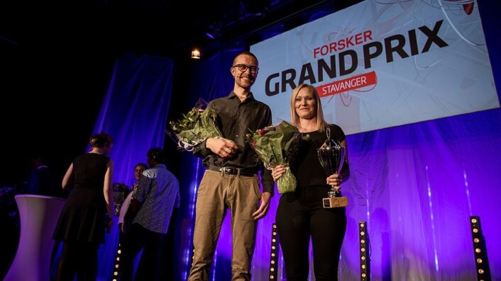 May Linn Auestad kom på førsteplass i den regionale finalen i Forsker Grand Prix i Stavanger. Hun fikk følge av James Thomson i finalen. May Linn Auestad kom på førsteplass i den regionale finalen i Forsker Grand Prix i Stavanger. Hun fikk følge av James Thomson i finalen.