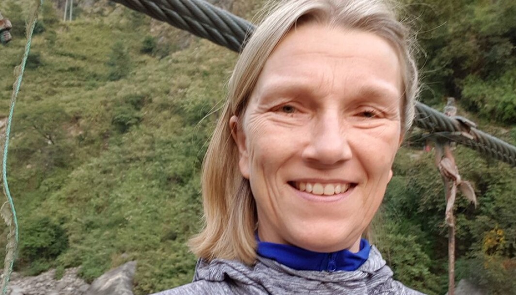 Torill Risøy er egentlig fra Lurøy, men har bodd på Nesna siden 1994. Hun liker nærheten til fjell og hav og ønsker å bli boende der.. Torill Risøy er egentlig fra Lurøy, men har bodd på Nesna siden 1994. Hun liker nærheten til fjell og hav og ønsker å bli boende der..