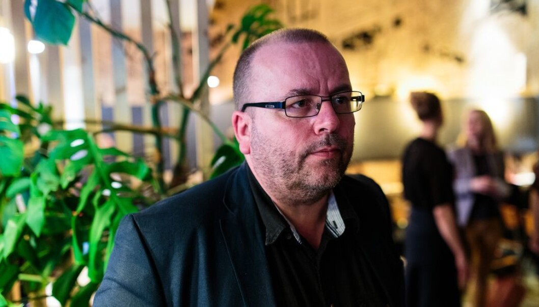 - Det er få som orker å engasjere seg i dette, spesielt når vi vet at beslutningsmakten uansett finnes helt andre steder, skriver Arve Hjelseth. - Det er få som orker å engasjere seg i dette, spesielt når vi vet at beslutningsmakten uansett finnes helt andre steder, skriver Arve Hjelseth.