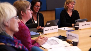 Organisasjonsdirektør Ida Munkeby trakk fram innspill og reaksjoner fra dekaner og ansatte da hun orienterte om hvordan tilsetting av instituttledere skal foregå. Organisasjonsdirektør Ida Munkeby trakk fram innspill og reaksjoner fra dekaner og ansatte da hun orienterte om hvordan tilsetting av instituttledere skal foregå.