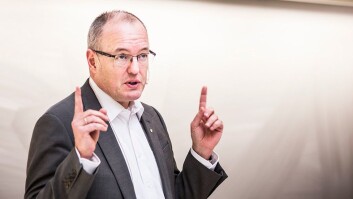 Gunnar Bovim mener NTNU står i fare for å tape kampen om de beste hodene på grunn av at det tar så lang tid å behandle søknader om oppholdstillatelse Gunnar Bovim mener NTNU står i fare for å tape kampen om de beste hodene på grunn av at det tar så lang tid å behandle søknader om oppholdstillatelse