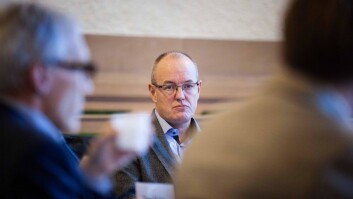 Gunnar Bovim lyttet nøye til styrerepresentantenes synspunkt under styremøtet. Gunnar Bovim lyttet nøye til styrerepresentantenes synspunkt under styremøtet.