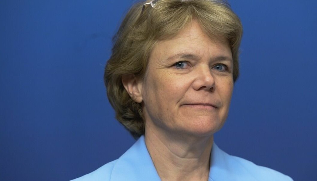 Harriet Wallberg er tidligere rektor ved Karolinska Institutet. Wallberg mener hun ble utpekt som syndebukk av Heckscher-utvalget.