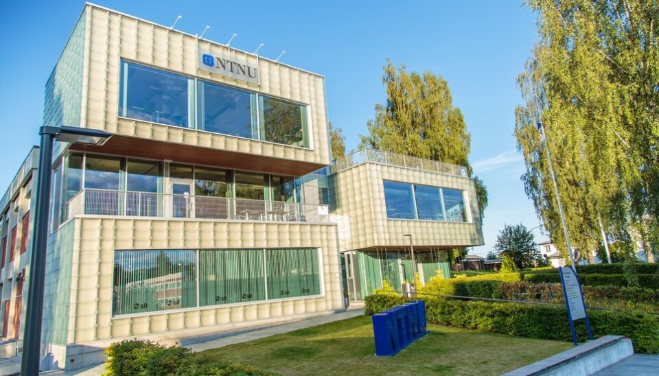 The author of this article has taken measures to change what is he considers an unequal situation for students at the NTNU Gjøvik campus.