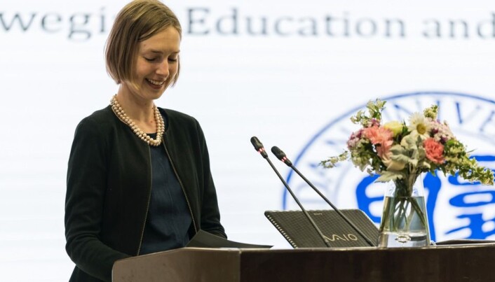 Iselin Nybø taler under Education Day på Beijing Normal University. Iselin Nybø taler under Education Day på Beijing Normal University.