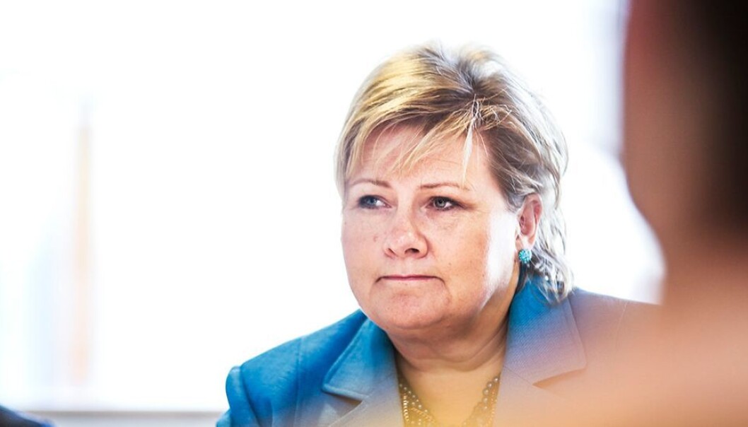 Statsminister Erna Solberg presenterte en rekke tiltak regjeringen vil vurdere å innføre om smittetrykket ikke går ned. Statsminister Erna Solberg presenterte en rekke tiltak regjeringen vil vurdere å innføre om smittetrykket ikke går ned.