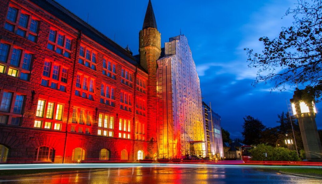 NTNU har lyst ut et utall instituttlederstillinger. NTNU har lyst ut et utall instituttlederstillinger.