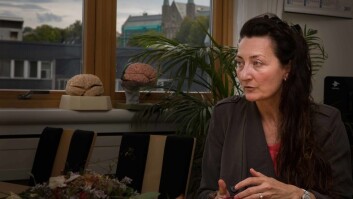 May-Britt Moser mener gode forskningsmiljøer bør få finansiering over statsbudsjettet. Kavli-instituttet, som i dag ledes av Edvard Moser, har fått en slik bevilgning på 12,5 millioner kroner årlig. Senteret var en del av den første generasjonen SFF-sentre i Norge. May-Britt Moser mener gode forskningsmiljøer bør få finansiering over statsbudsjettet. Kavli-instituttet, som i dag ledes av Edvard Moser, har fått en slik bevilgning på 12,5 millioner kroner årlig. Senteret var en del av den første generasjonen SFF-sentre i Norge.