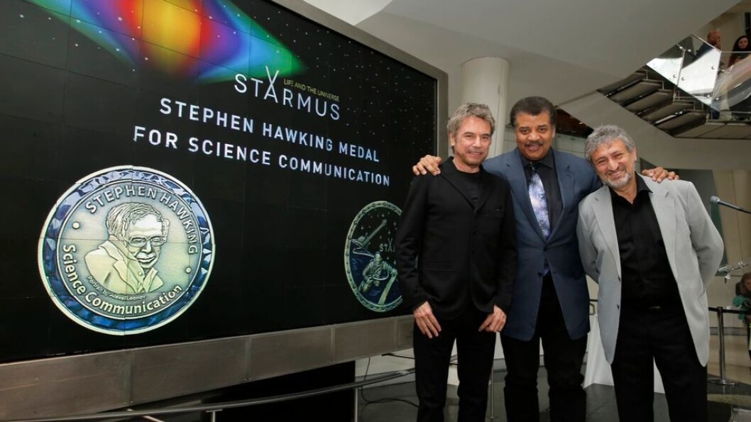 Jean-Michel Jarre (t.v.), Niel deGrasse Tyson i midten og festivalsjef Garik Israelian. Jean-Michel Jarre (t.v.), Niel deGrasse Tyson i midten og festivalsjef Garik Israelian.