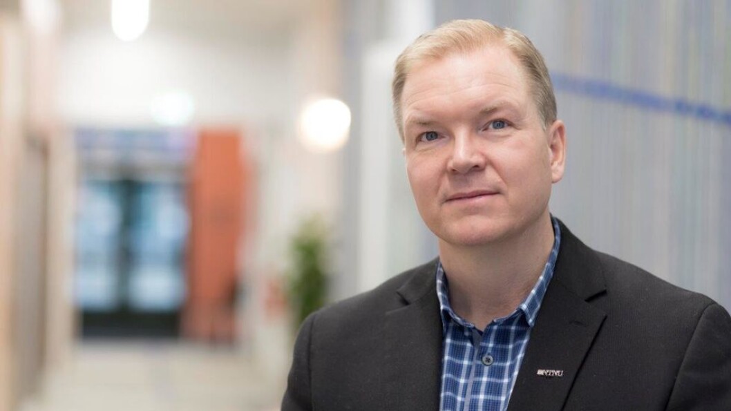 DMF-dekan Björn Gustafsson sier NTNU vil utarbeide retningslinjer for etisk lisensiering. DMF-dekan Björn Gustafsson sier NTNU vil utarbeide retningslinjer for etisk lisensiering.