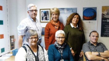 Sekst tillitsvalgte etterlyser medbestemmelse og god nok tid til å få til en reell drøfting av bemanningsplan. Bakerst fra venstre: Terje Tvedt, Gunnhild Furnes, Sahar Olsen. Foran fra venstre: Tove Storhaug, Randi Tafjord og Helge Myklebust. Sekst tillitsvalgte etterlyser medbestemmelse og god nok tid til å få til en reell drøfting av bemanningsplan. Bakerst fra venstre: Terje Tvedt, Gunnhild Furnes, Sahar Olsen. Foran fra venstre: Tove Storhaug, Randi Tafjord og Helge Myklebust.