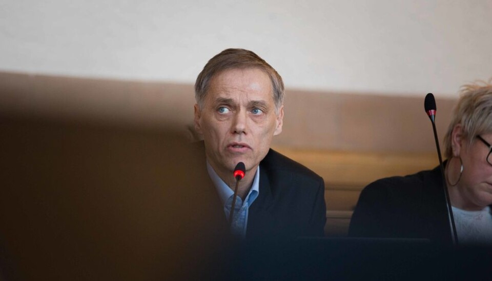 - Regjeringen har sagt at bevilgningene til universitetene skal tilbake til 2019-nivået. Dette virker både meningsløst og vilkårlig, skriver Helge Holden.