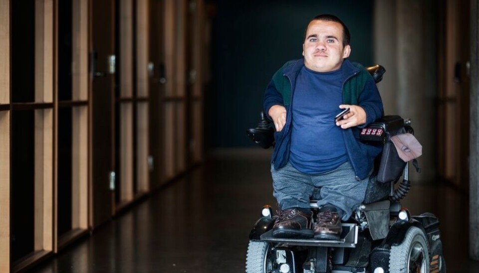 Vegard Djuvsland mener han hadde hatt god nytte av mobilkartet for rullestolbrukere som fersk student.