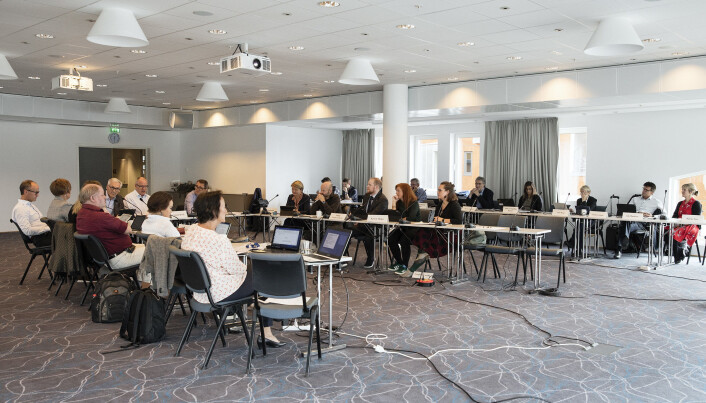NTNUs styre i sving i 2018. Da foregikk styremøtet i Ålesund. Nå for tida foregår styremøtene digitalt. NTNUs styre i sving i 2018. Da foregikk styremøtet i Ålesund. Nå for tida foregår styremøtene digitalt.