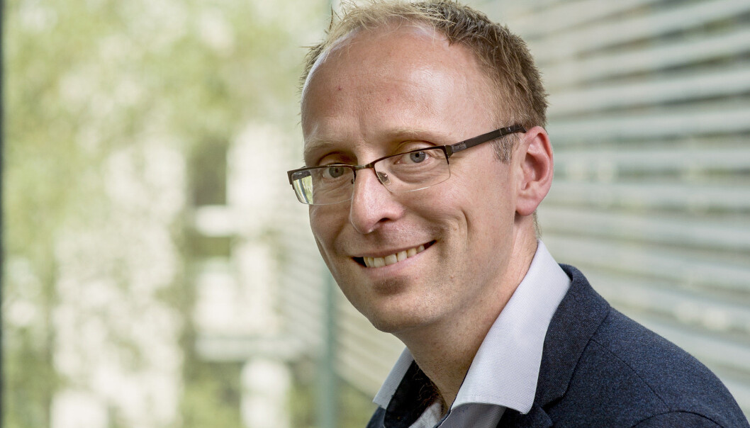 Magnus Steigedal ønsker å bli instituttleder og er en av fem søkere. Magnus Steigedal ønsker å bli instituttleder og er en av fem søkere.