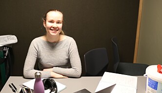 Thale Simonsen sier hun ikke får gjort i nærheten av like mye hjemme som på campus. Thale Simonsen sier hun ikke får gjort i nærheten av like mye hjemme som på campus.