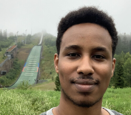 Guled Yusuf Mohamud er en av NTNUs to kandidater til NSOs sentralstyre. Han er også representant for Trondheim i Studenttinget NTNU. Guled Yusuf Mohamud er en av NTNUs to kandidater til NSOs sentralstyre. Han er også representant for Trondheim i Studenttinget NTNU.