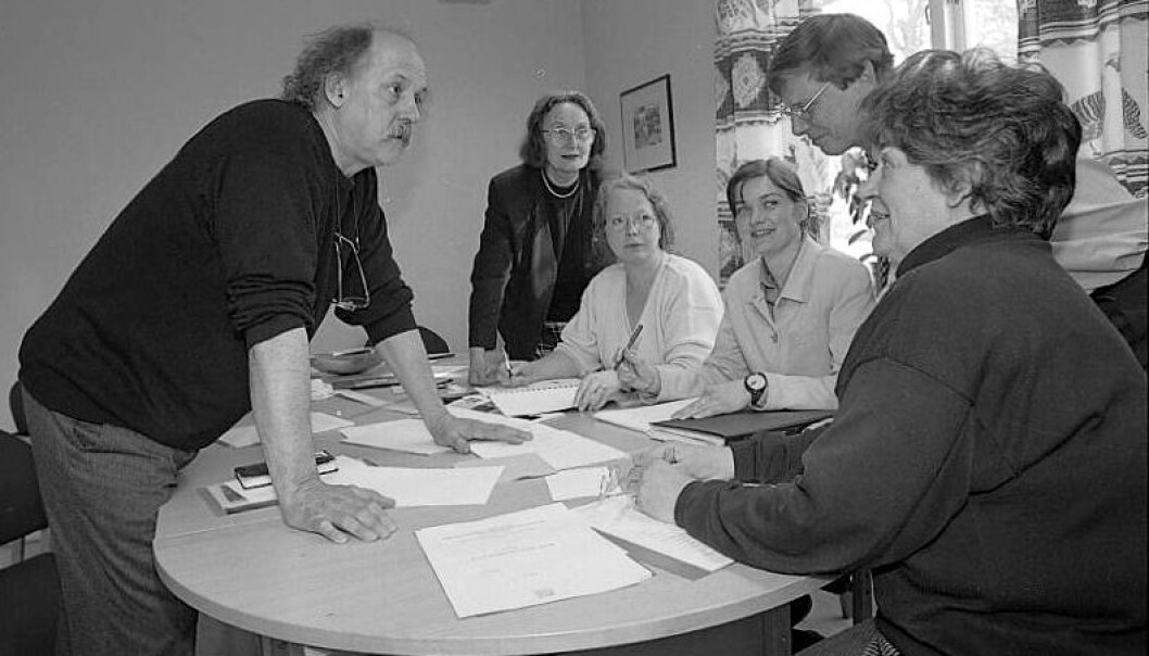 Bruno Oldani til venstre. Bildet er fra arbeidet med NTNUs profilmanual. Bruno Oldani til venstre. Bildet er fra arbeidet med NTNUs profilmanual.