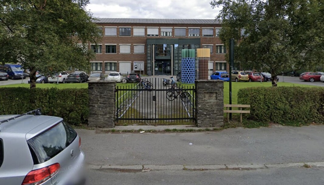 Personer som har oppholdt seg i Arkitekt Christies gate 2 forrige uke bes være obs på symptomer. Personer som har oppholdt seg i Arkitekt Christies gate 2 forrige uke bes være obs på symptomer.