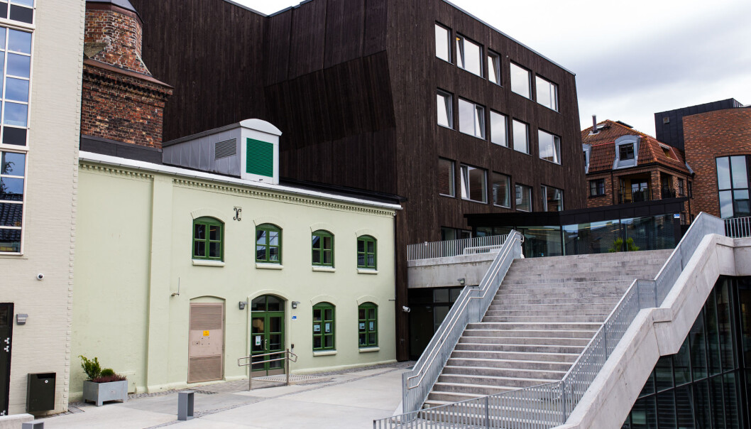 Etter flere år med gnisninger fikk enn av fagseksjonslederne ved Institutt for lærerutdanning i februar nok og trakk seg. Etter flere år med gnisninger fikk enn av fagseksjonslederne ved Institutt for lærerutdanning i februar nok og trakk seg.