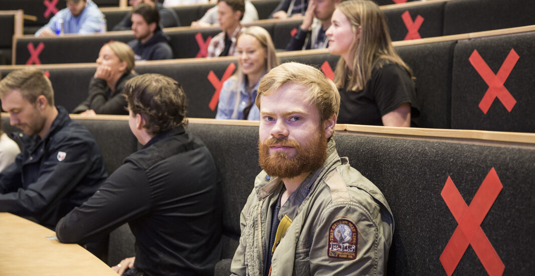 Rasmus Martinsen skal studere Shipping management, som er det studiet som har høyest poenggrense i Ålesund. Rasmus Martinsen skal studere Shipping management, som er det studiet som har høyest poenggrense i Ålesund.