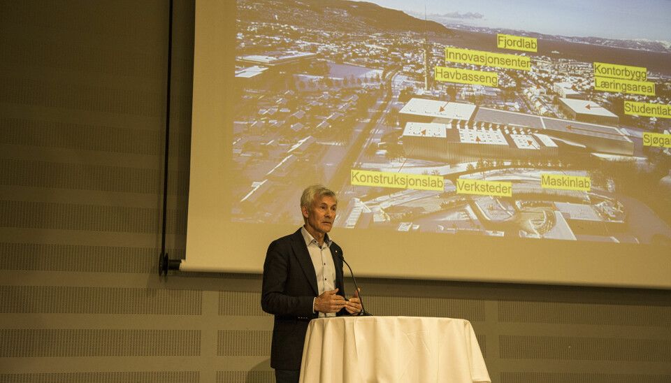 Olav Bolland presenterte Ocean Space Centre for det nye NTNU-styret i august.