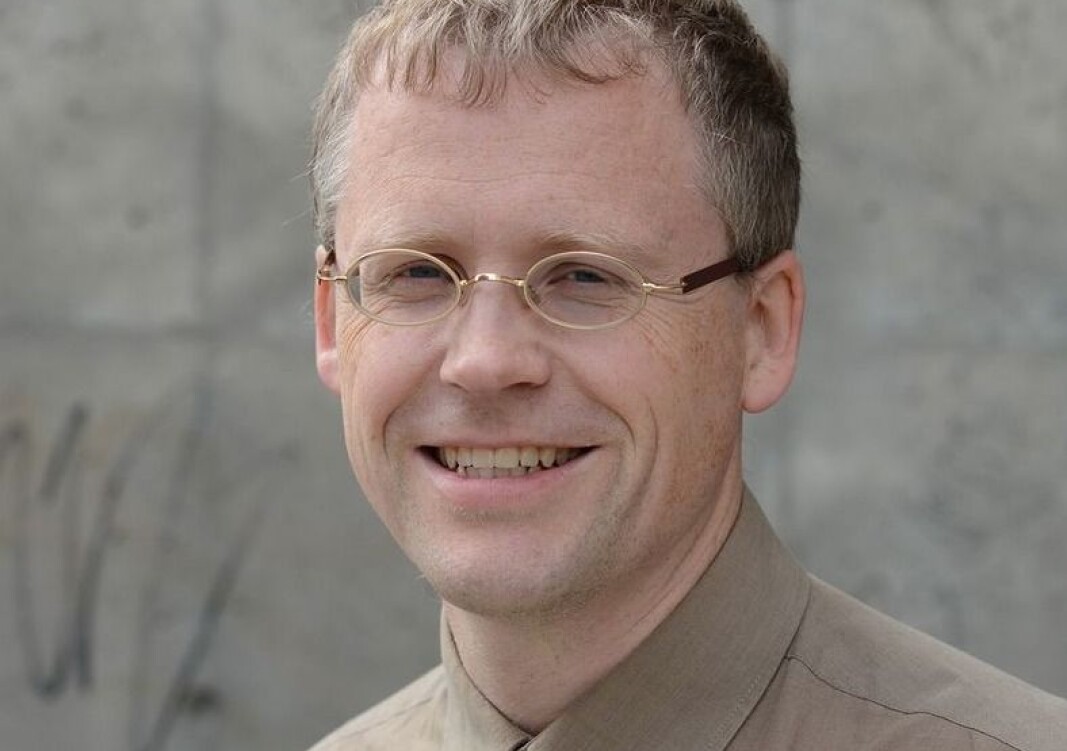 Dagens lærerutdanning fungerer sentraliserende, skriver lektor Raymond Lillevik i Nesna. Dagens lærerutdanning fungerer sentraliserende, skriver lektor Raymond Lillevik i Nesna.