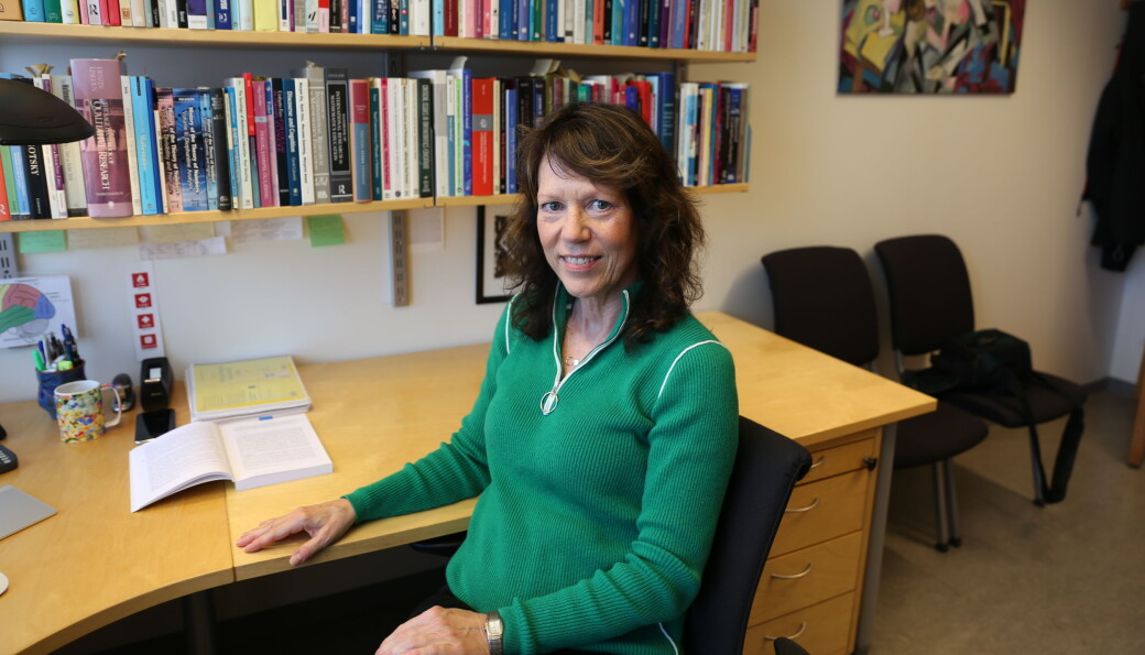 Førsteamanuensis Heidi Strømskag ved NTNU har jobbet for at matematikkeksamen fortsatt skal ha en del som utføres uten digitale hjelpemidler Førsteamanuensis Heidi Strømskag ved NTNU har jobbet for at matematikkeksamen fortsatt skal ha en del som utføres uten digitale hjelpemidler