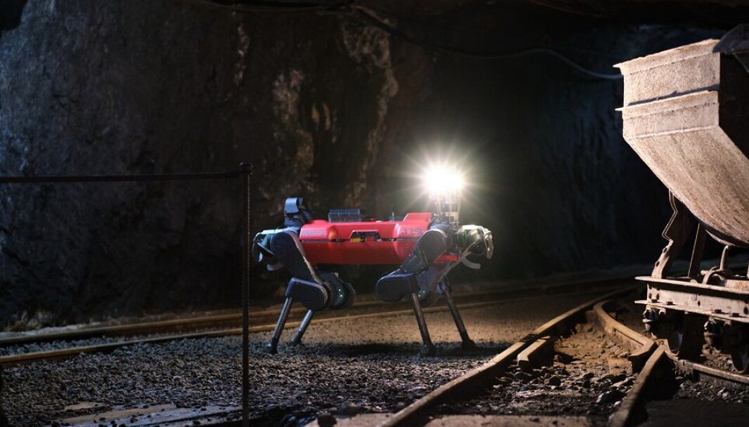 Flere roboter ble brukt i konkurransen av Team Cerberus. Denne er utviklet ved ETH Zurich og bidro til seieren. Flere roboter ble brukt i konkurransen av Team Cerberus. Denne er utviklet ved ETH Zurich og bidro til seieren.