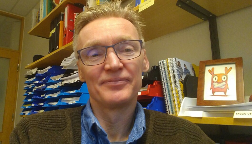 Solbakk kallar ikkje Hellestveit sitt utspel «brunt», men assosiasjonane ligg tett på sidan utsegna hennar kan stimulere «politiske strøymingar i ei brunare retning», skriv Anders Ulstein. Solbakk kallar ikkje Hellestveit sitt utspel «brunt», men assosiasjonane ligg tett på sidan utsegna hennar kan stimulere «politiske strøymingar i ei brunare retning», skriv Anders Ulstein.