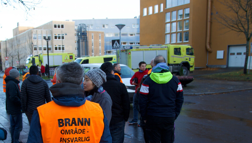 Det gikk bra for de tre som ble utsatt for gass på jobb tirsdag. Det gikk bra for de tre som ble utsatt for gass på jobb tirsdag.