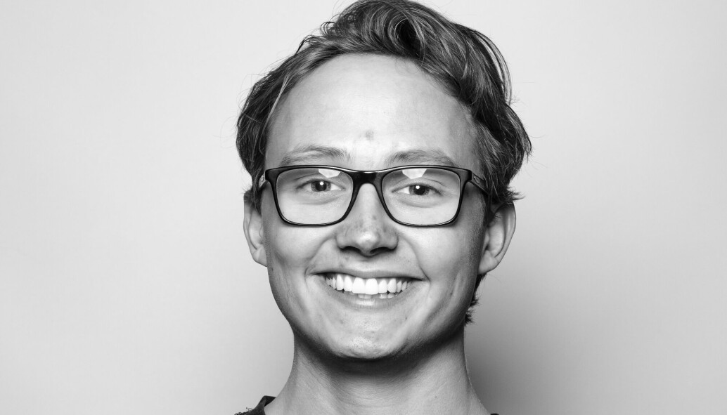 Nils Christoffer Joys Røang synes det er sykt at NTNU er så opptatt av å ha skoleeksamener at studenter ikke en gang får ta fri i juleferien, fordi de må lese til eksamen i januar. Nils Christoffer Joys Røang synes det er sykt at NTNU er så opptatt av å ha skoleeksamener at studenter ikke en gang får ta fri i juleferien, fordi de må lese til eksamen i januar.