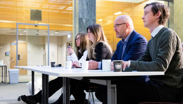 Anine Kierulf med utvalgsmedlemmer Sofie Høgestøl, Gunnar Bovim og Magnus Dybdahl. Anine Kierulf med utvalgsmedlemmer Sofie Høgestøl, Gunnar Bovim og Magnus Dybdahl.