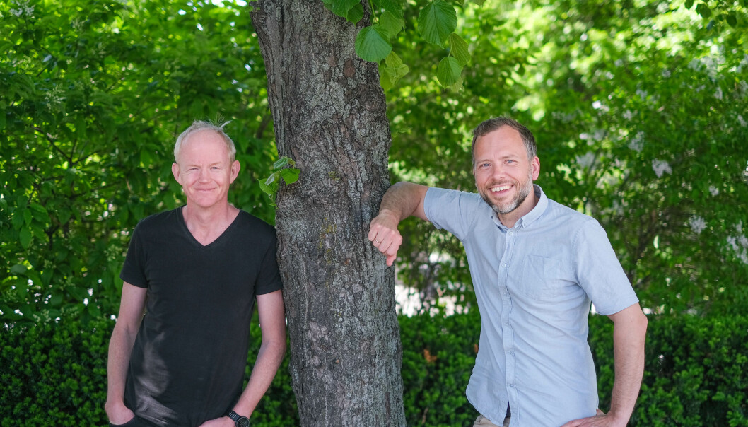 SVs ståsted har vært at senteret bør bygges billigere og på et annet sted. Lars Haltbrekken (til venstre) sammen med partileder Audun Lysbakken. SVs ståsted har vært at senteret bør bygges billigere og på et annet sted. Lars Haltbrekken (til venstre) sammen med partileder Audun Lysbakken.